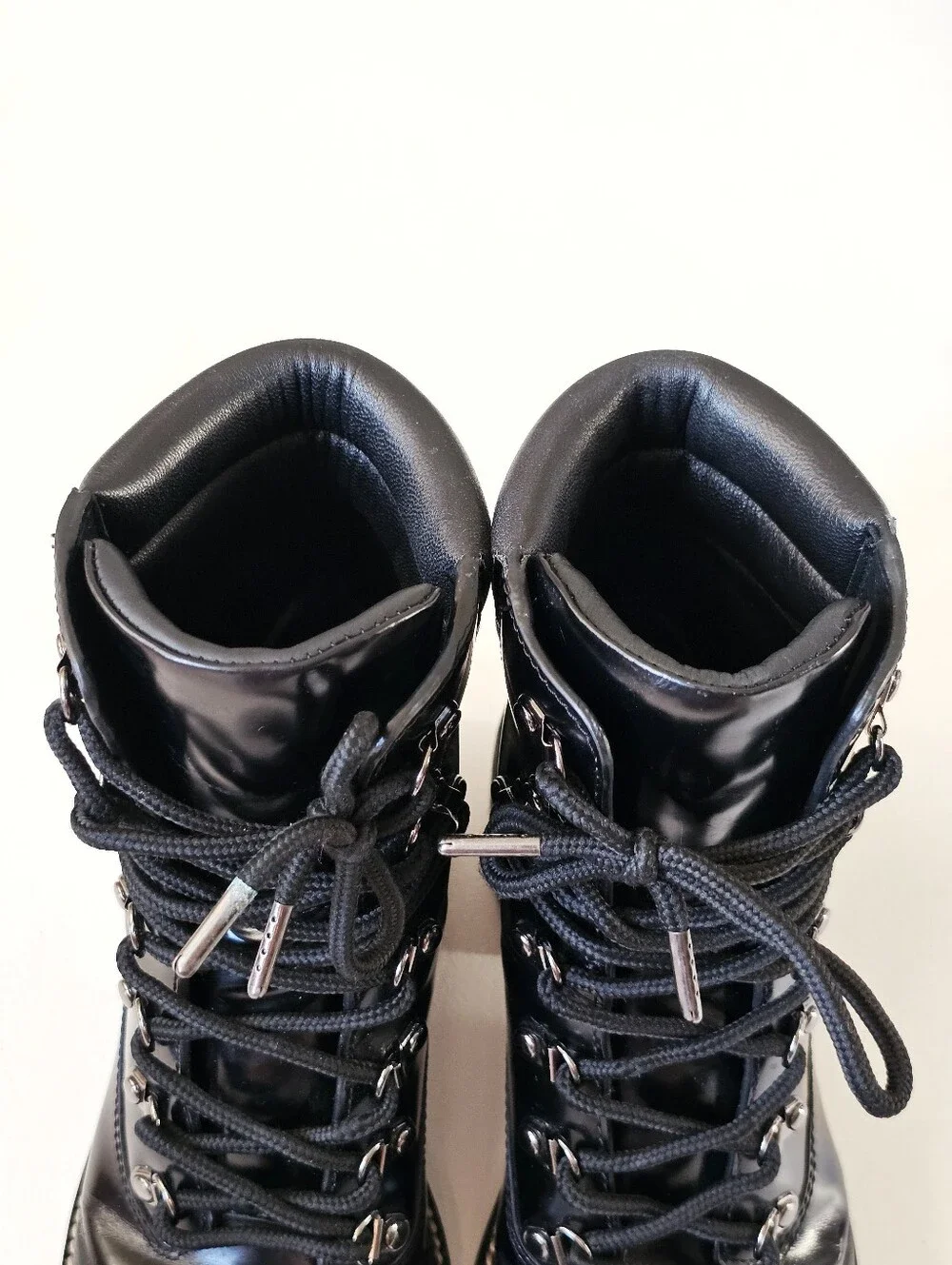 Tory Burch Leather Lug Sole Combat Hiking Boots Black Lace Up Women's Size 7